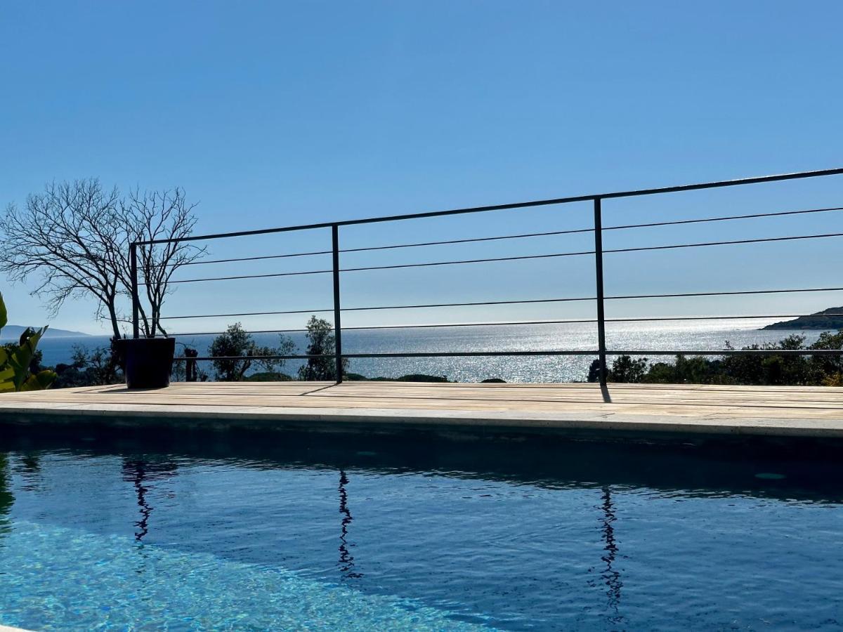 Villas De Standing Avec Magnifique Vue Mer Et Piscines Privees, Sagone Sagone  Exterior foto